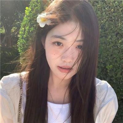 宝拉：裸画像